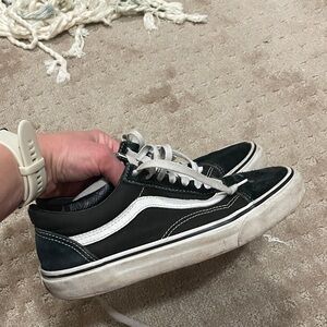Women’s Vans Classics Size 8